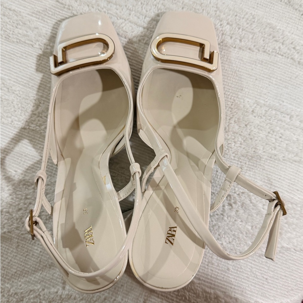 Zara Off-White Slingback Heels with Gold Accent